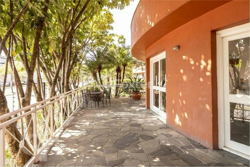 Apartamento à venda com 3 quartos, 74m² - Foto 35
