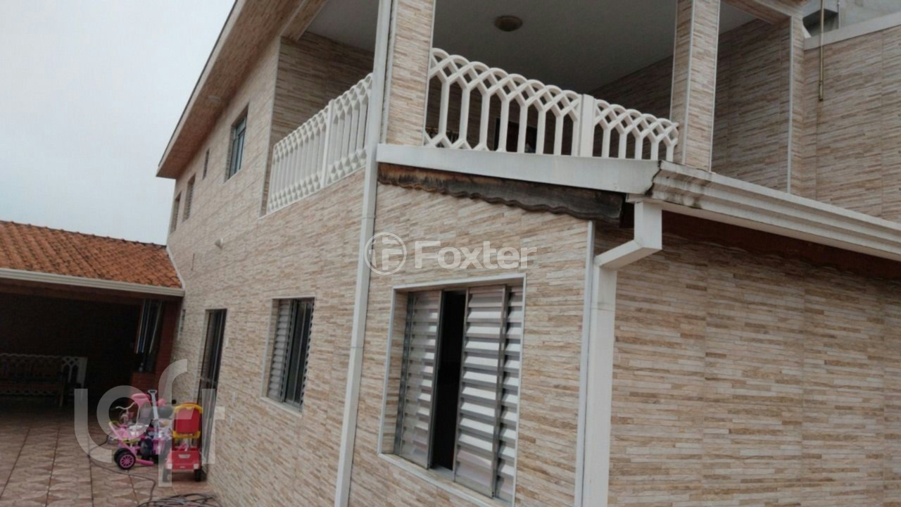 Casa à venda com 3 quartos, 219m² - Foto 29