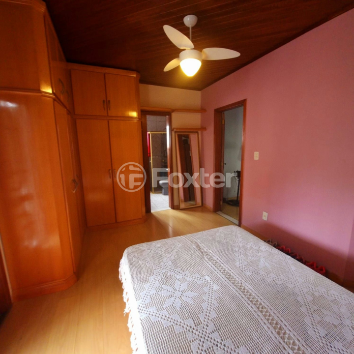 Casa à venda com 3 quartos, 248m² - Foto 14