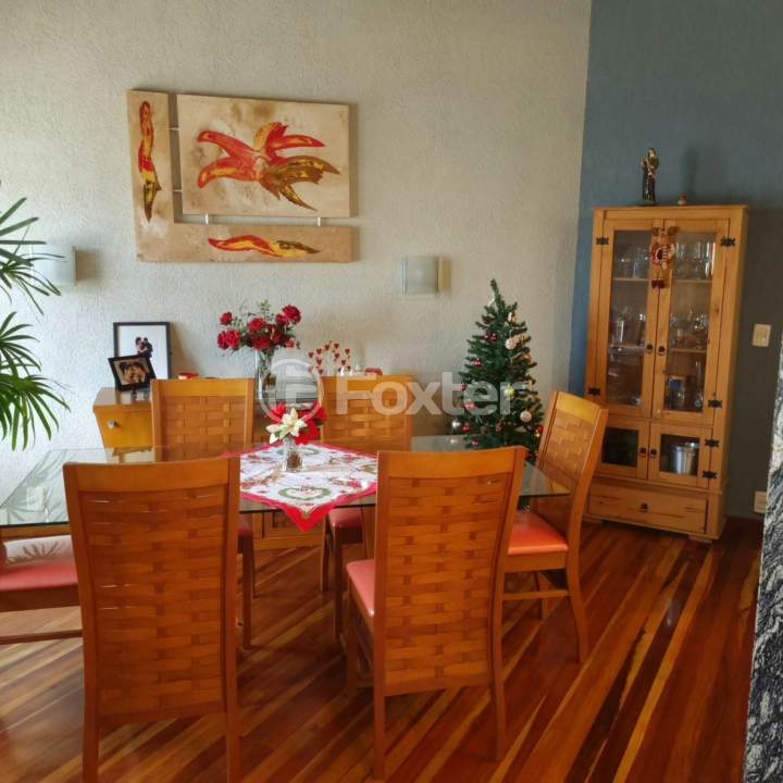 Casa à venda com 3 quartos, 248m² - Foto 10