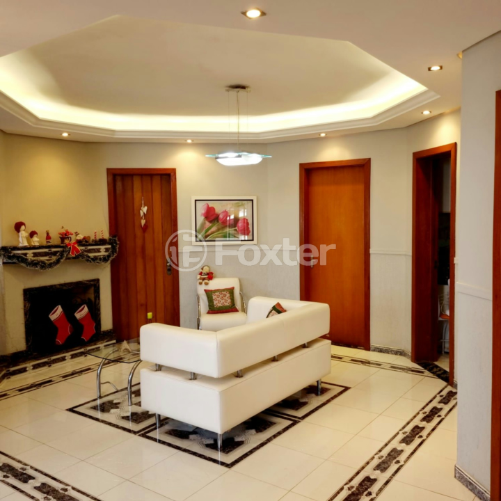 Casa à venda com 3 quartos, 248m² - Foto 4