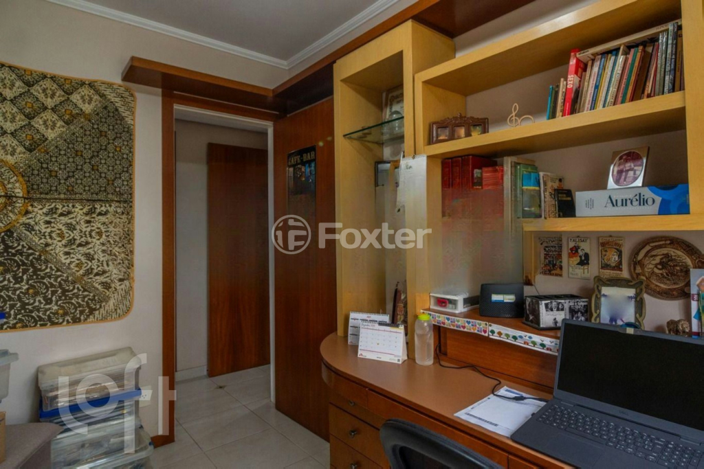 Apartamento à venda com 3 quartos, 94m² - Foto 18