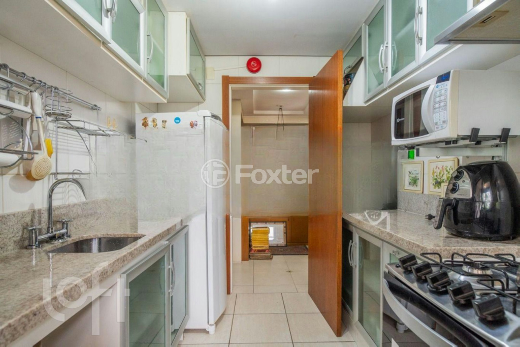 Apartamento à venda com 3 quartos, 94m² - Foto 11