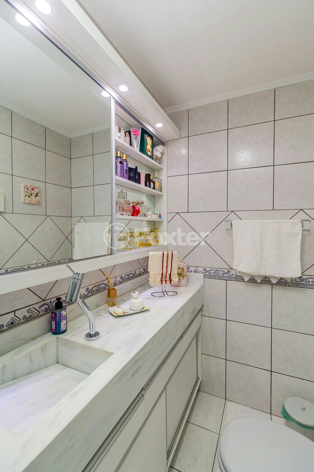 Apartamento à venda com 2 quartos, 76m² - Foto 17