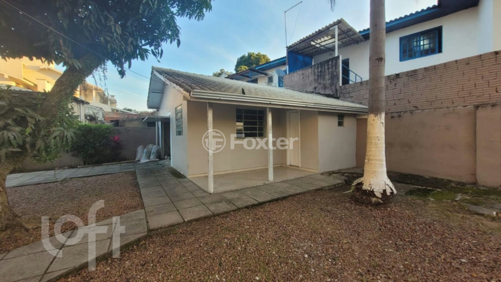 Casa à venda com 3 quartos, 135m² - Foto 2
