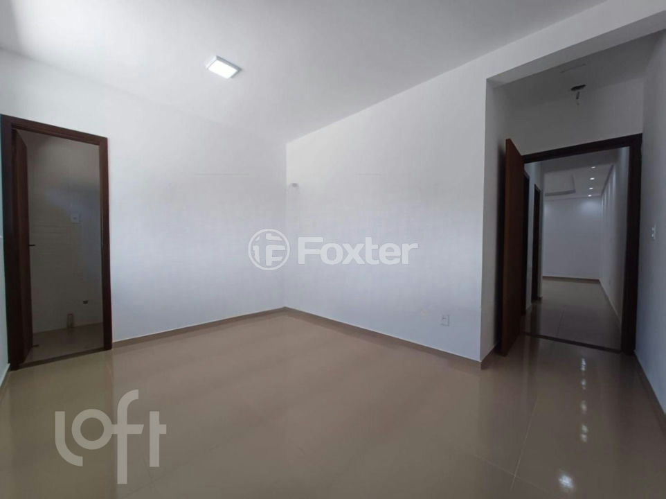 Casa à venda com 3 quartos, 90m² - Foto 4