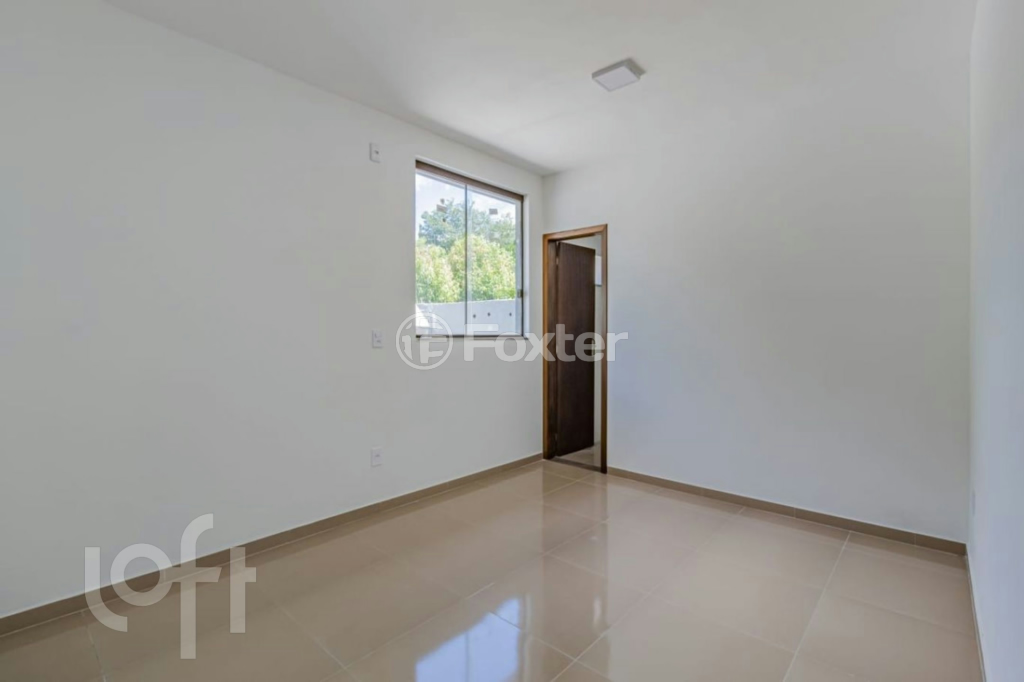 Casa à venda com 3 quartos, 90m² - Foto 24