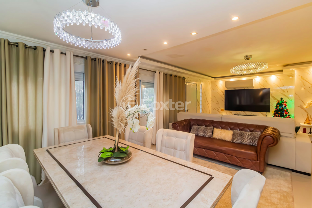 Casa à venda com 4 quartos, 141m² - Foto 2