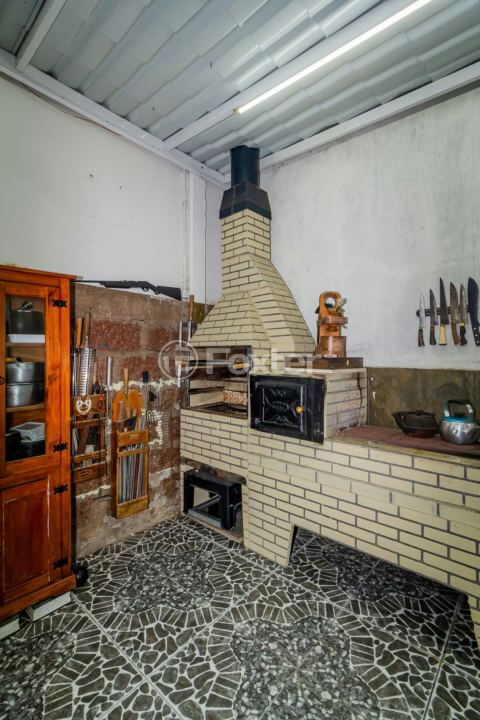 Casa à venda com 4 quartos, 141m² - Foto 31