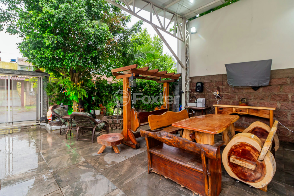 Casa à venda com 4 quartos, 141m² - Foto 35