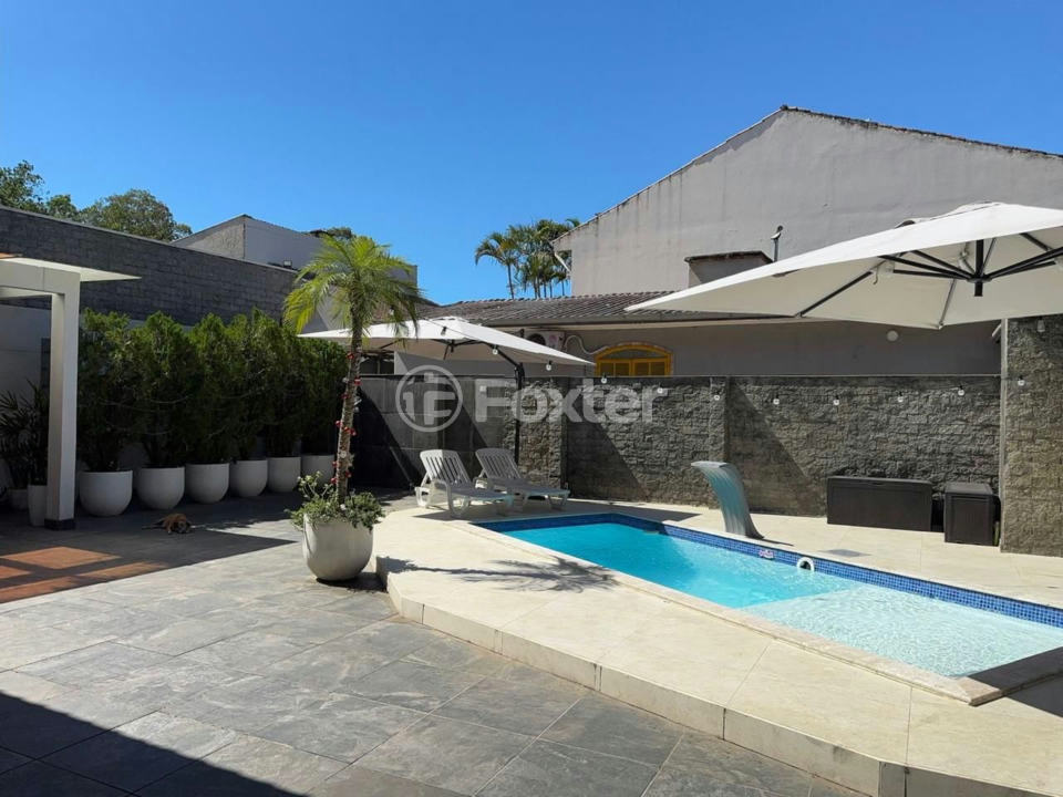 Casa à venda com 4 quartos, 141m² - Foto 36