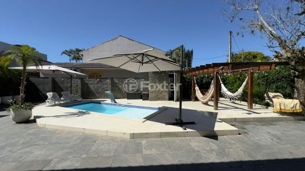 Casa à venda com 4 quartos, 141m² - Foto 37