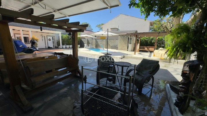 Casa à venda com 4 quartos, 141m² - Foto 40