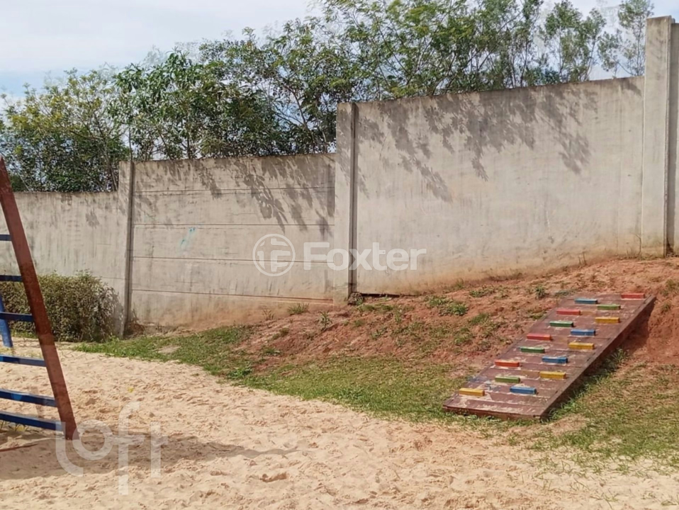 Casa à venda com 2 quartos, 52m² - Foto 9