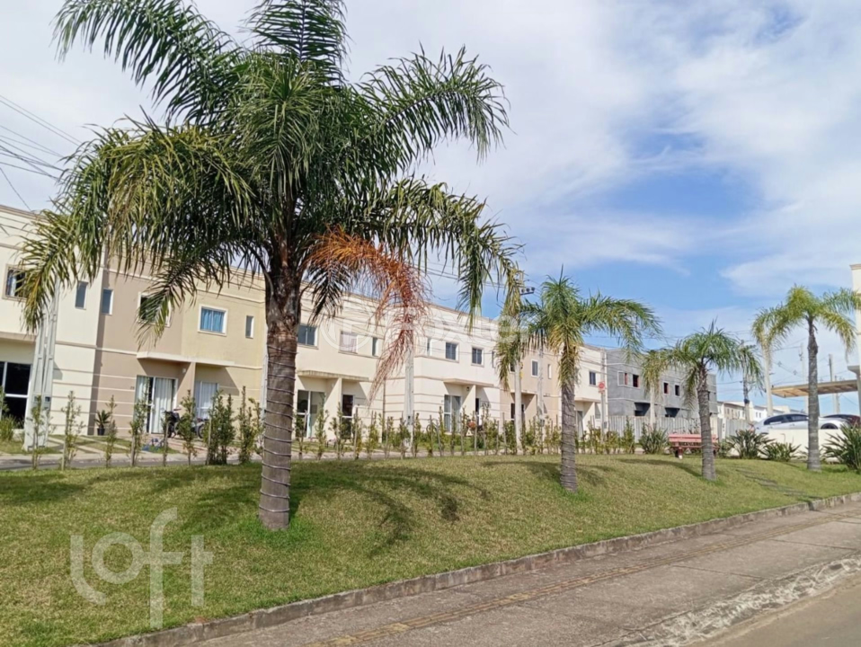 Casa à venda com 2 quartos, 52m² - Foto 2