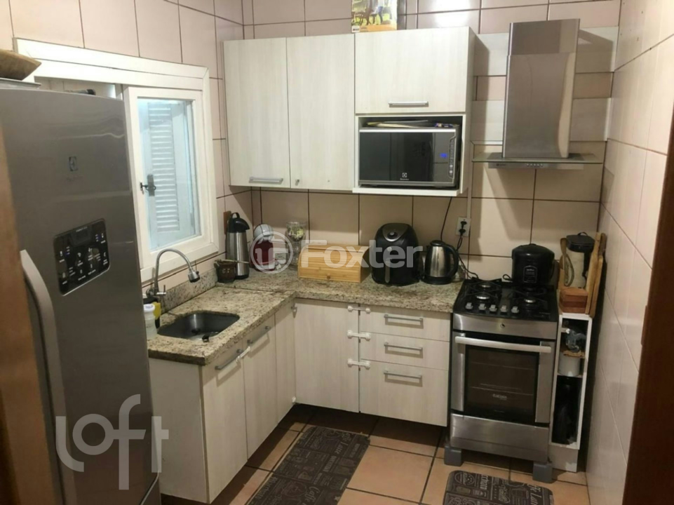Casa à venda com 2 quartos, 90m² - Foto 4