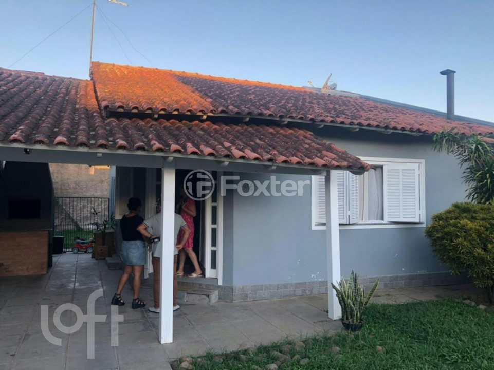 Casa à venda com 2 quartos, 90m² - Foto 2