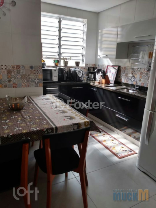 Casa à venda com 2 quartos, 98m² - Foto 10