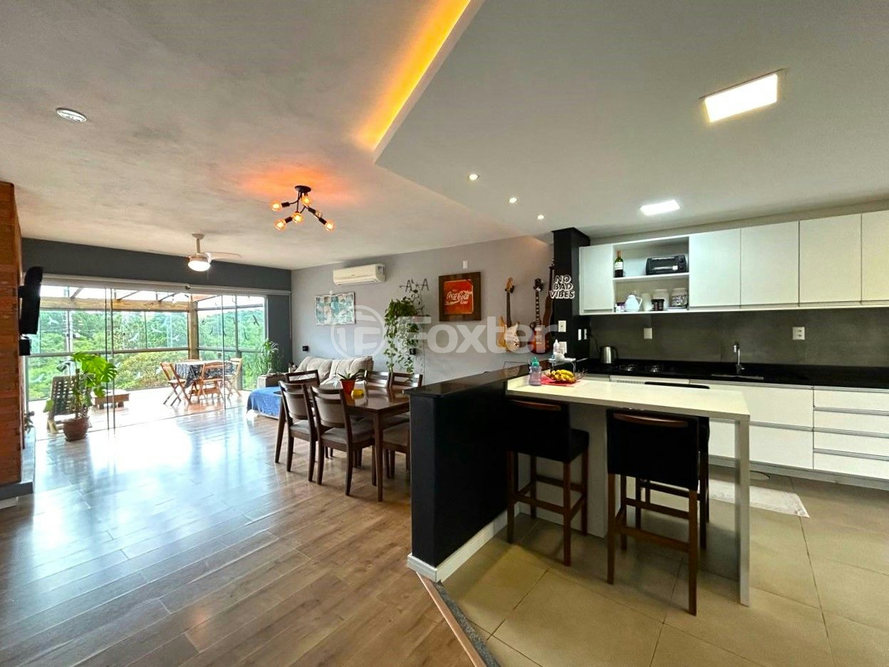 Casa de Condomínio à venda com 2 quartos, 312m² - Foto 8