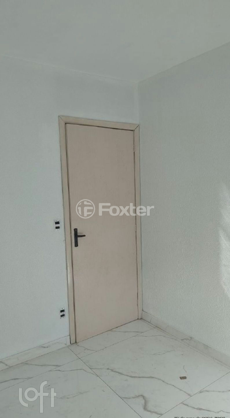 Apartamento à venda com 2 quartos, 44m² - Foto 13
