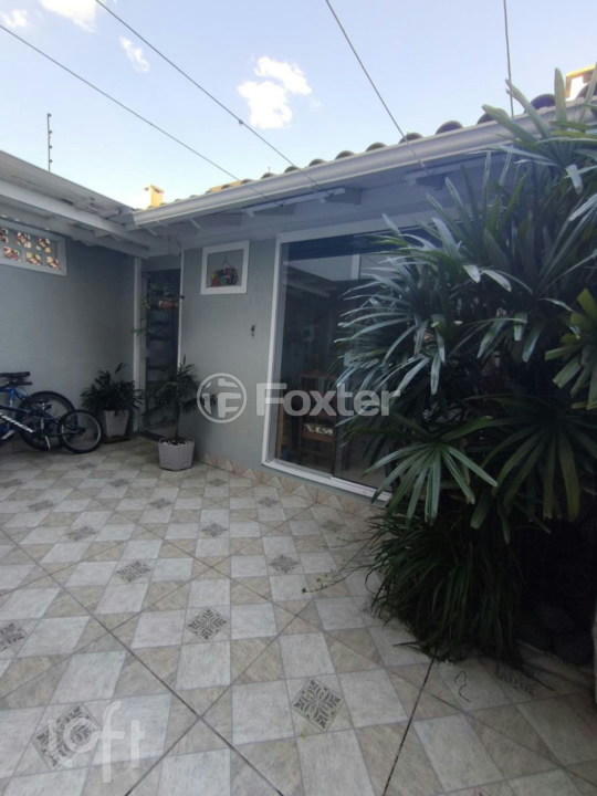 Casa à venda com 2 quartos, 94m² - Foto 4