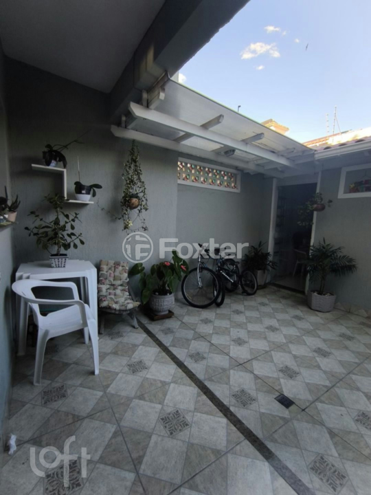 Casa à venda com 2 quartos, 94m² - Foto 3