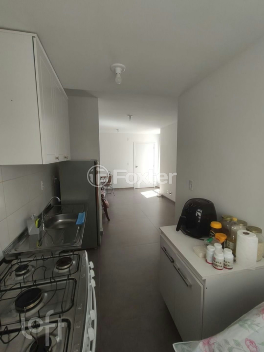 Apartamento à venda com 2 quartos, 44m² - Foto 8