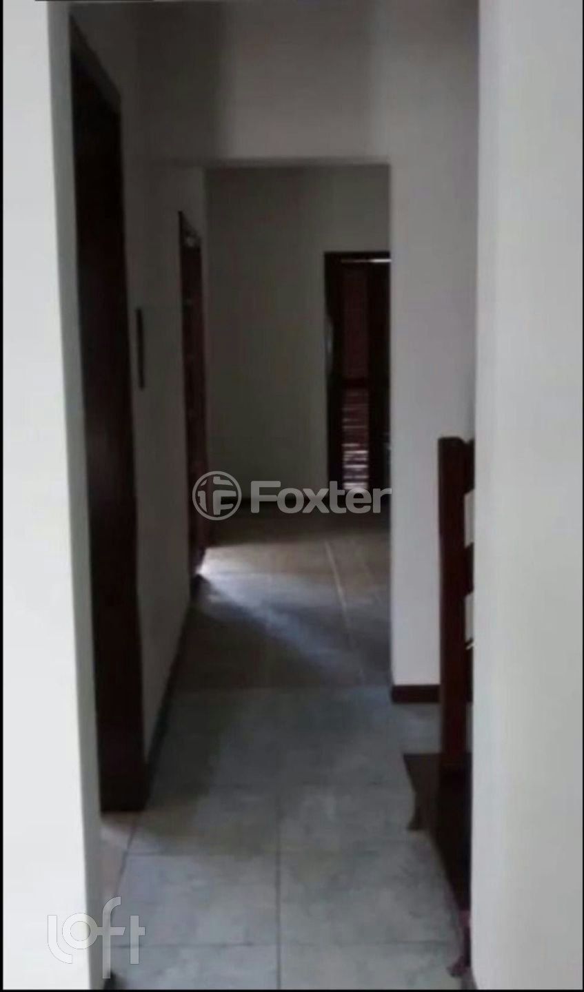 Casa à venda com 3 quartos, 310m² - Foto 4