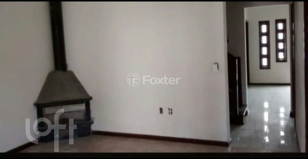 Casa à venda com 3 quartos, 310m² - Foto 1