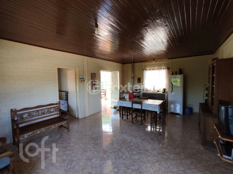 Casa à venda com 2 quartos, 85m² - Foto 4