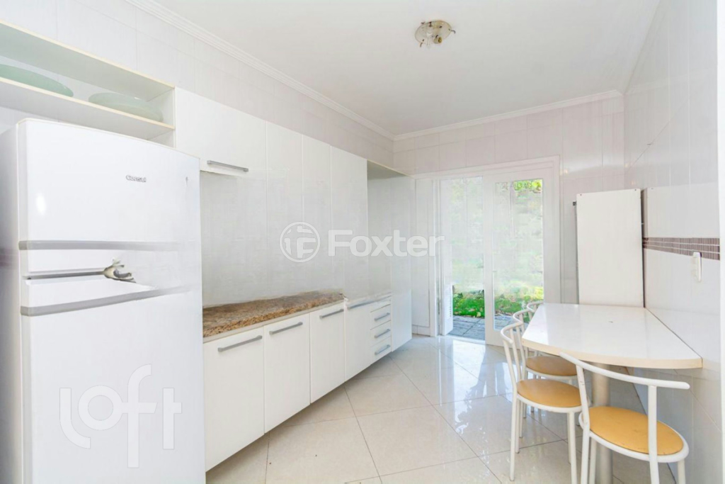 Casa à venda com 2 quartos, 91m² - Foto 3