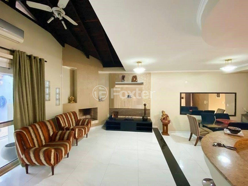 Casa à venda com 4 quartos, 180m² - Foto 4
