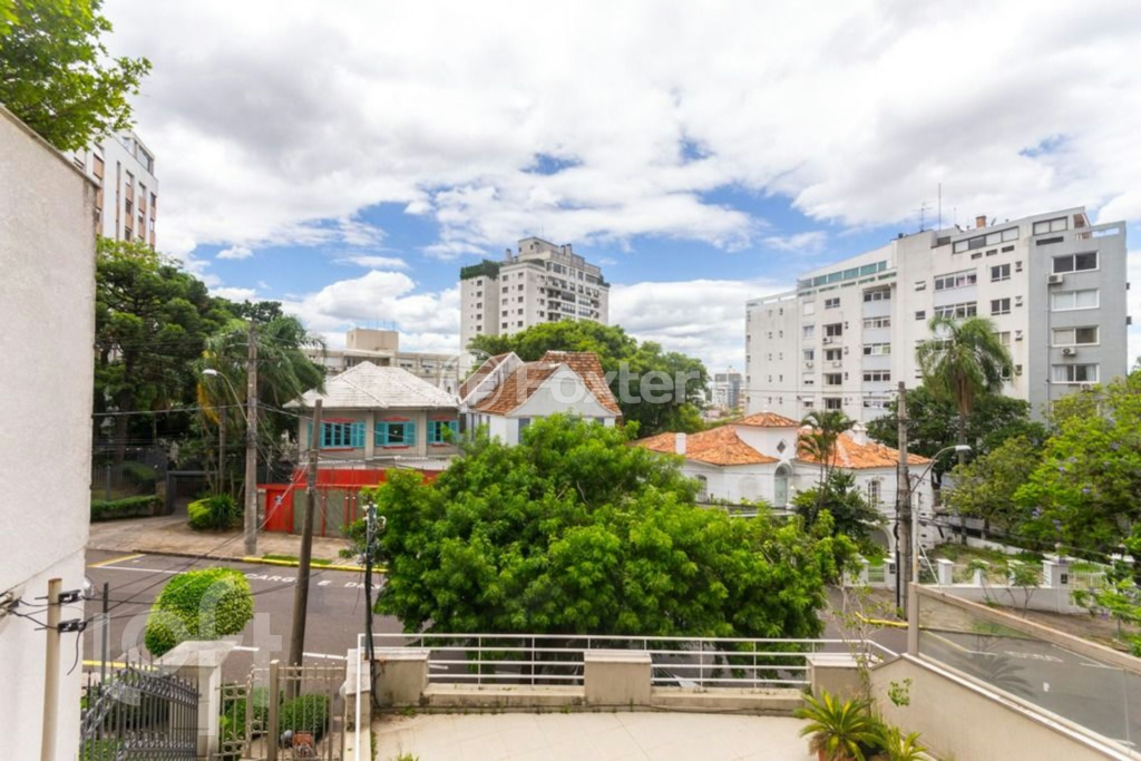 Casa à venda com 3 quartos, 90m² - Foto 9
