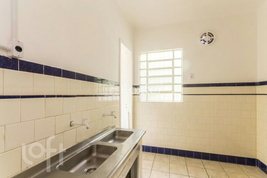 Casa à venda com 3 quartos, 90m² - Foto 13