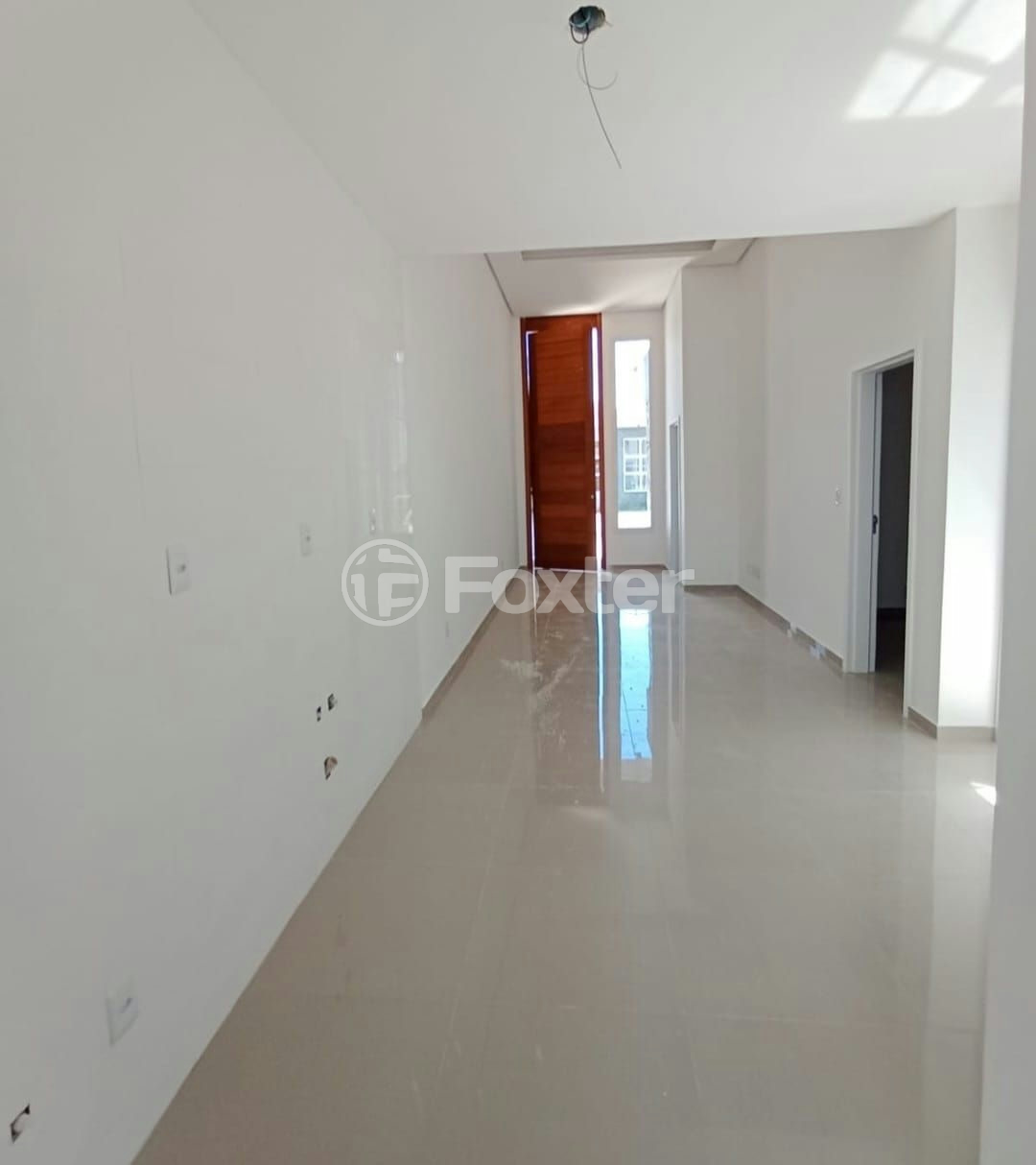 Casa à venda com 3 quartos, 70m² - Foto 3