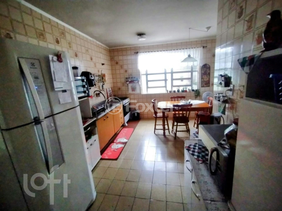 Casa à venda com 5 quartos, 231m² - Foto 7