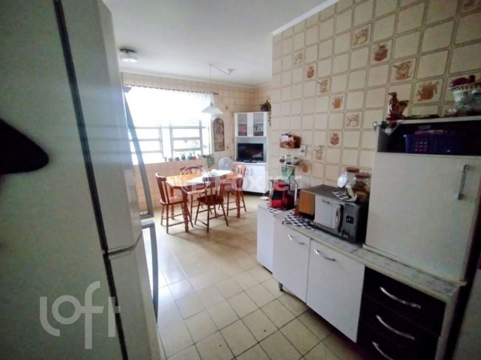 Casa à venda com 5 quartos, 231m² - Foto 10