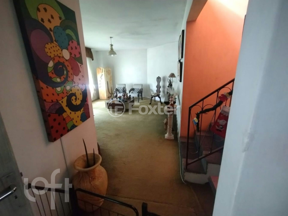 Casa à venda com 5 quartos, 231m² - Foto 4
