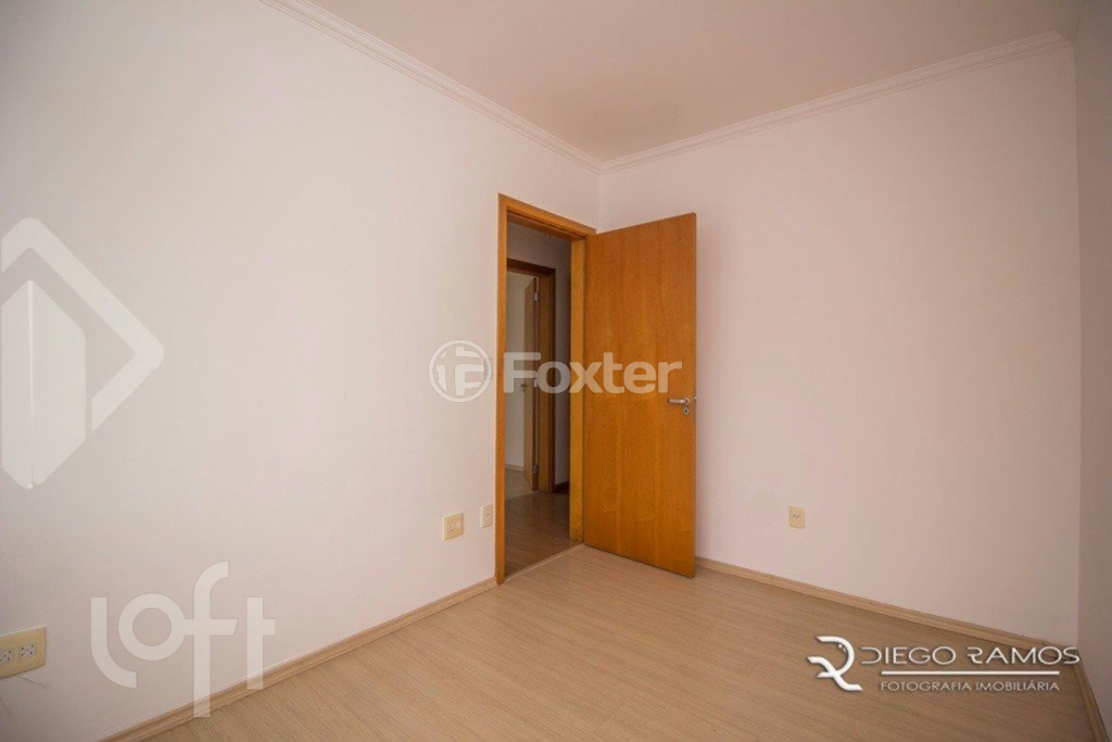 Apartamento à venda com 3 quartos, 94m² - Foto 18