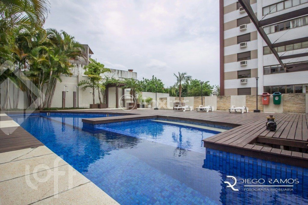 Apartamento à venda com 3 quartos, 94m² - Foto 31