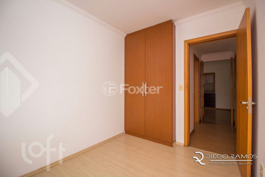Apartamento à venda com 3 quartos, 94m² - Foto 13