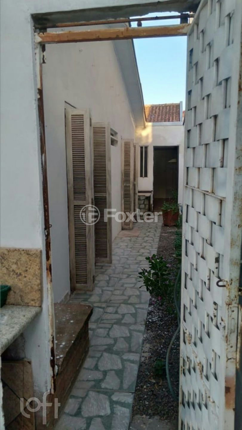 Casa à venda com 4 quartos, 120m² - Foto 3