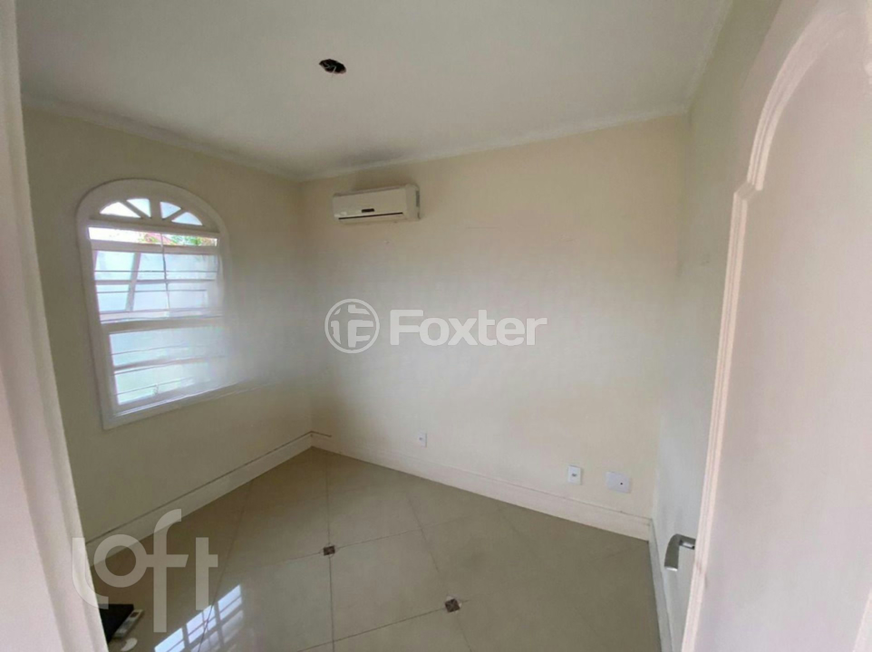 Casa à venda com 4 quartos, 265m² - Foto 11