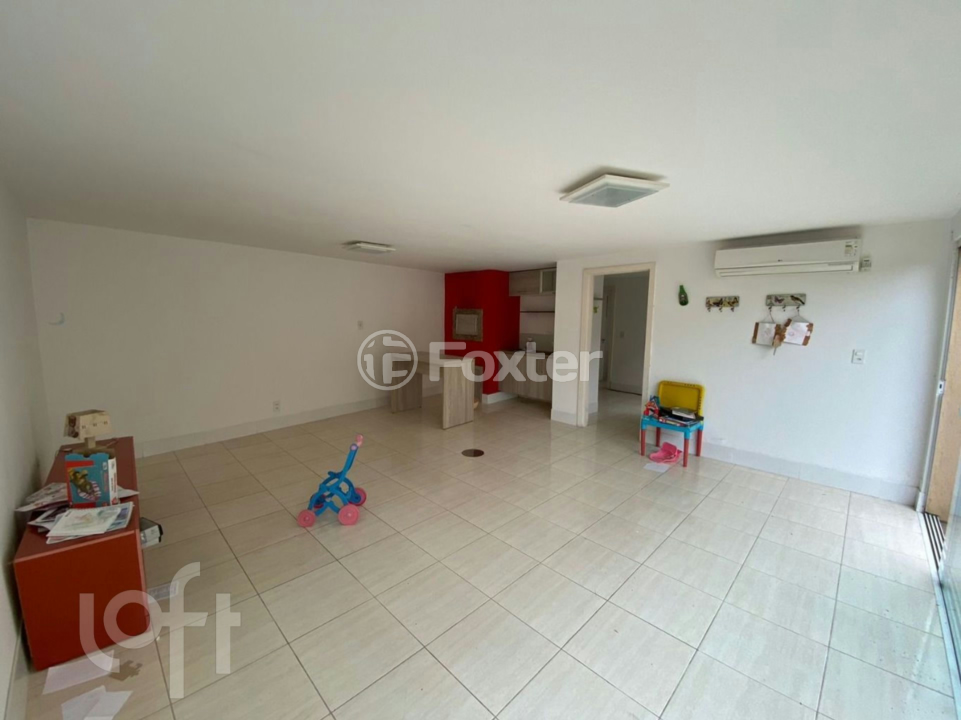 Casa à venda com 4 quartos, 265m² - Foto 7