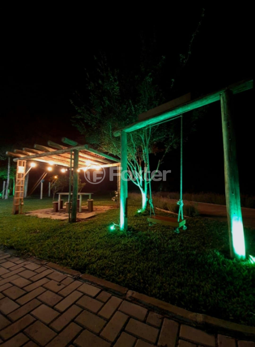 Chácara à venda com 3 quartos, 303m² - Foto 24