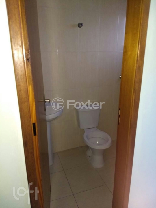 Casa à venda com 2 quartos, 70m² - Foto 9