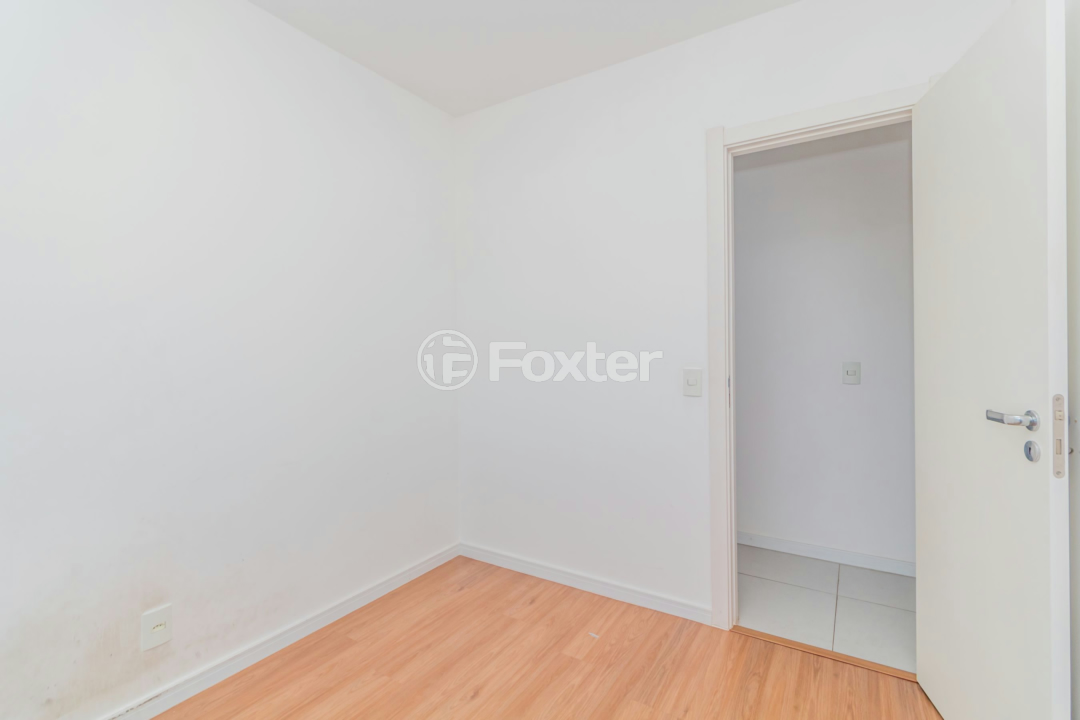 Apartamento à venda com 3 quartos, 75m² - Foto 11