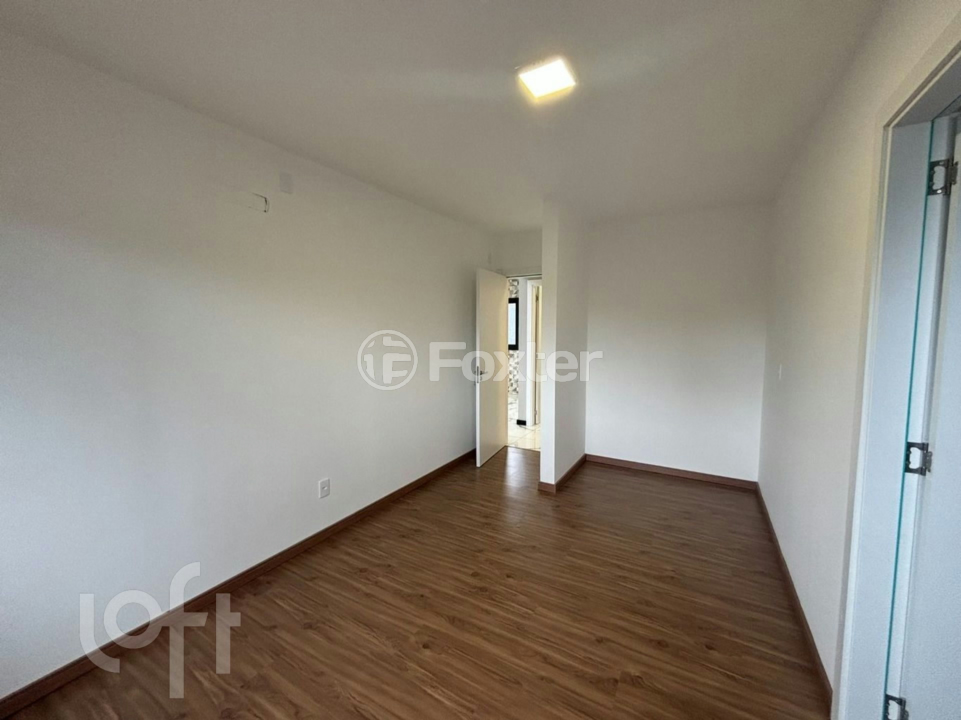 Casa à venda com 3 quartos, 96m² - Foto 14