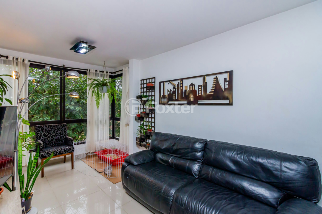 Apartamento à venda com 3 quartos, 84m² - Foto 2