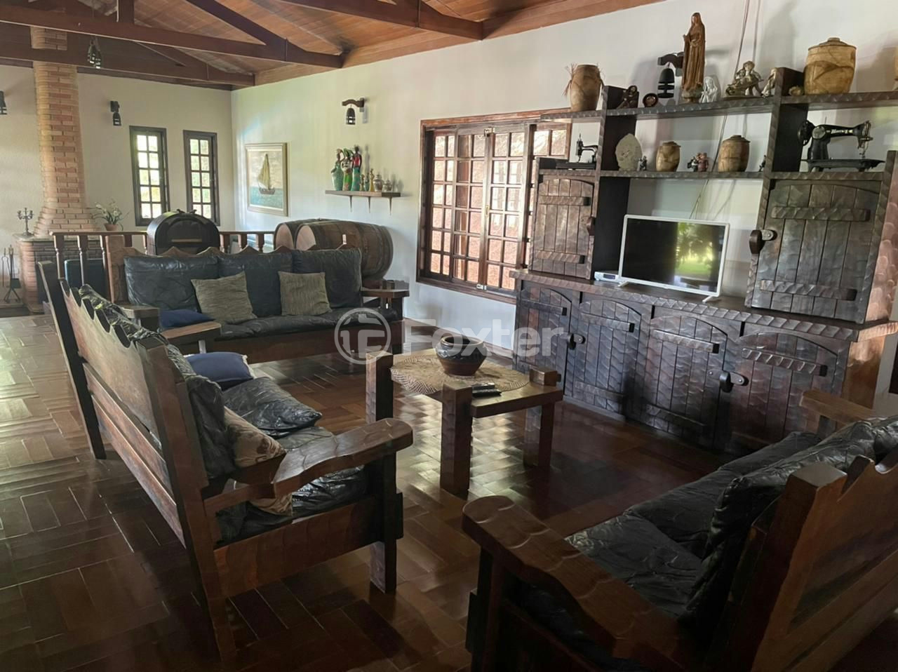 Chácara à venda com 9 quartos, 900m² - Foto 8